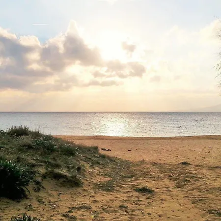 Orion Naxos Ajía Ána